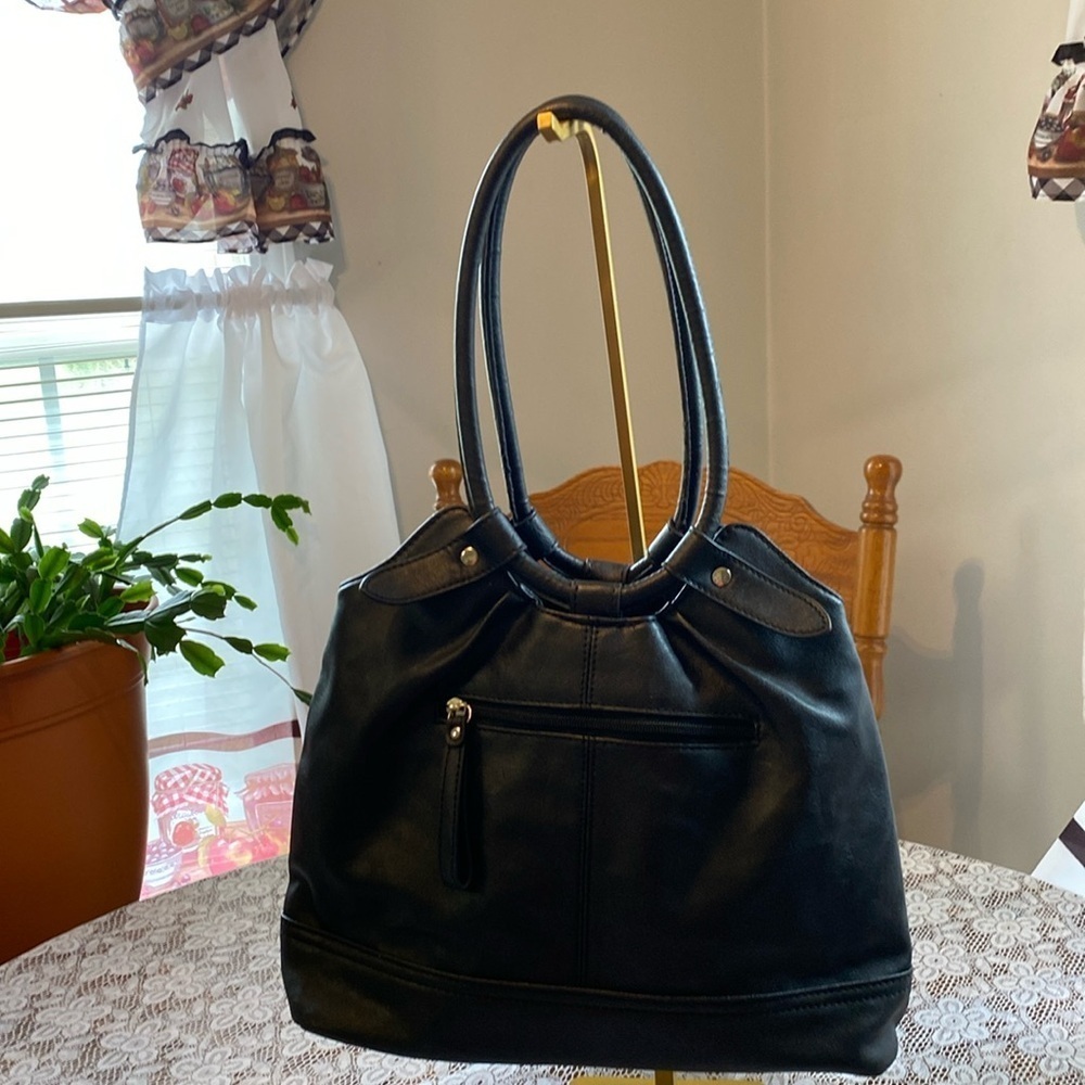 Relic Black Shoulder Bag with Textured Leather-Like Finish and Silver Hardware‎ - Picture 7 of 11